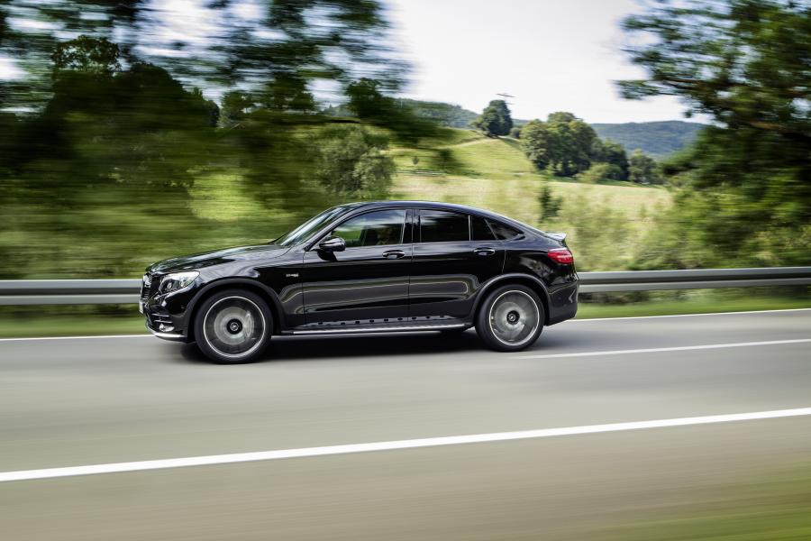  Mercedes-AMG GLC43 4Matic Coupe 2016 года  (WW) (фото 27 из 46)